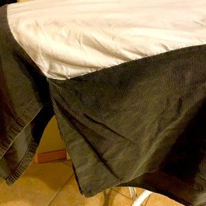TH Twin Corduroy Bedskirt